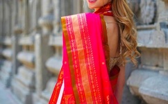 抽搐电击罚女仆夹震蛋器憋尿虐乳